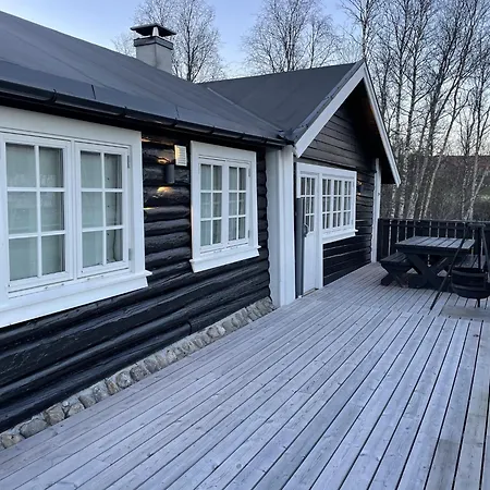 Stugu - Koselig Med Sentral Beliggenhet بيت للعطل *